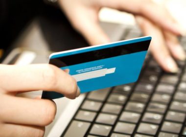 SEYAHAT SEKTÖRÜNDE ONLİNE REZERVASYON